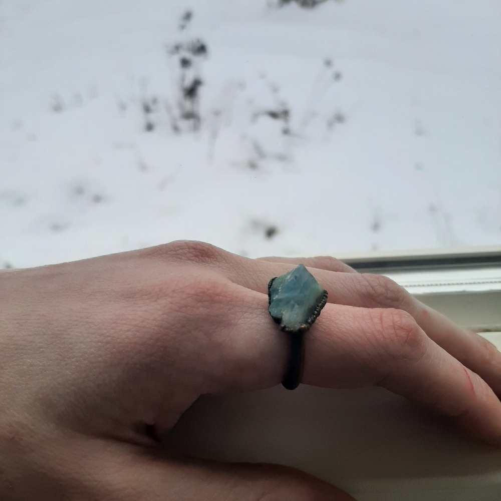 Raw kyanite statement copper ring